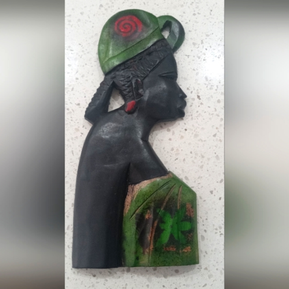 Handcrafted Green and Black Wall Art
